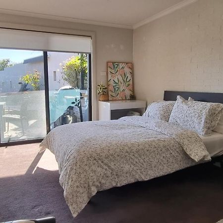 Guest Suite In Duffy Weston Creek Extérieur photo