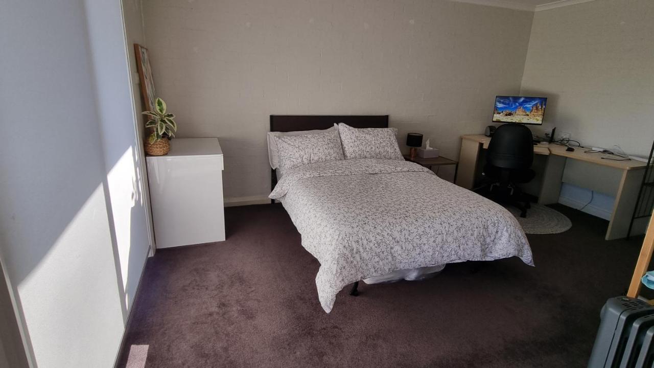 Guest Suite In Duffy Weston Creek Extérieur photo
